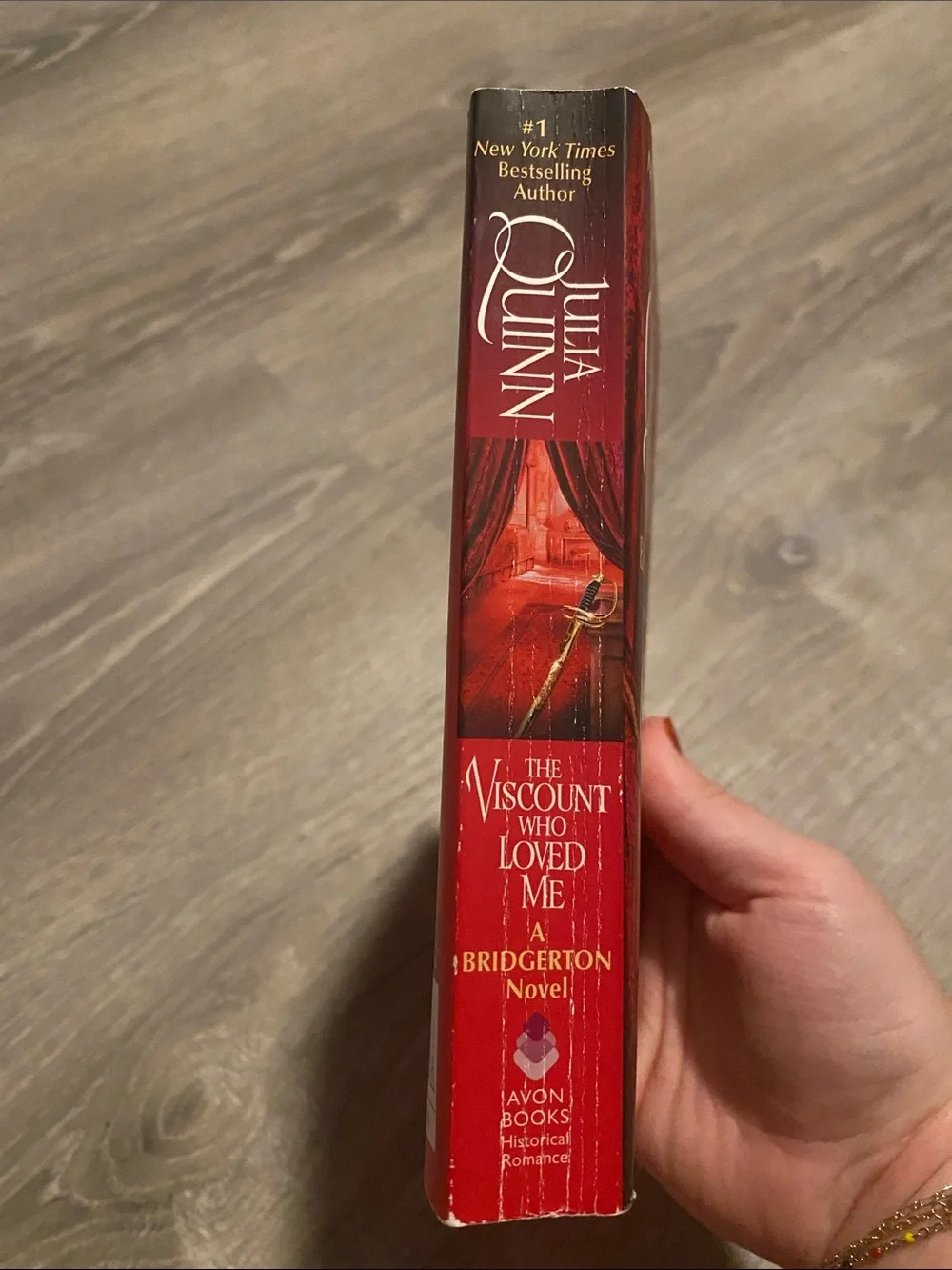Bridgerton “The Viscount Who Loved Me” book 🫖
